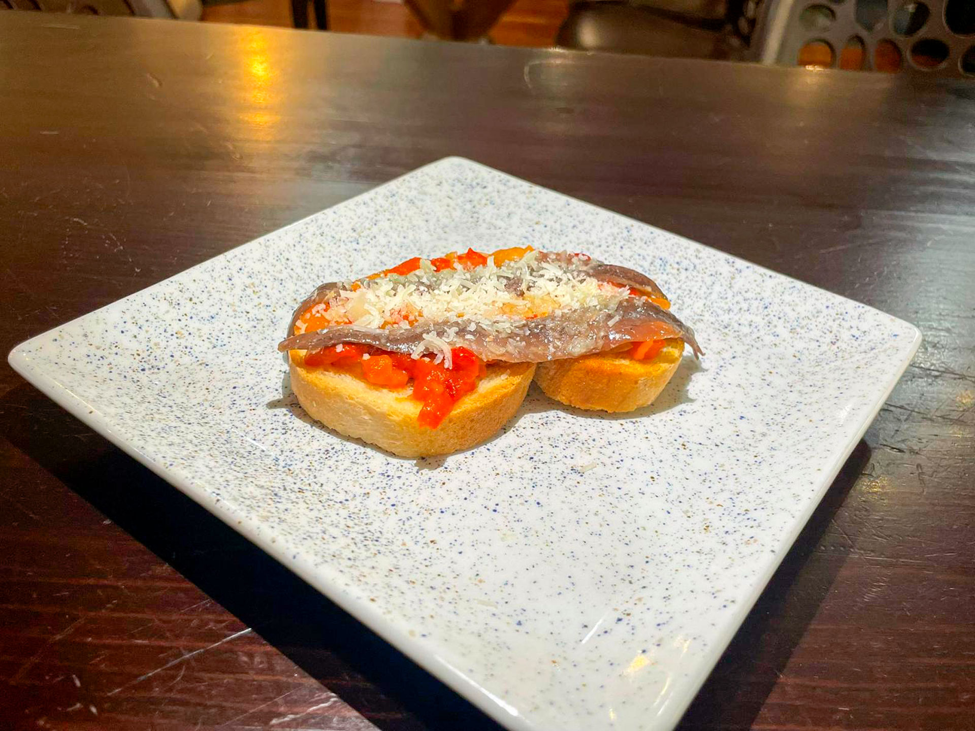 Imagen de Tosta de pan artesano con Escalibada – Casa de Alba